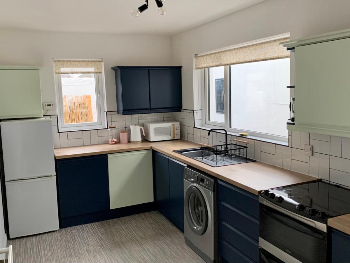 La Brisa-Fully Refurbished, Perfect Local Villa Portrush Eksteriør bilde